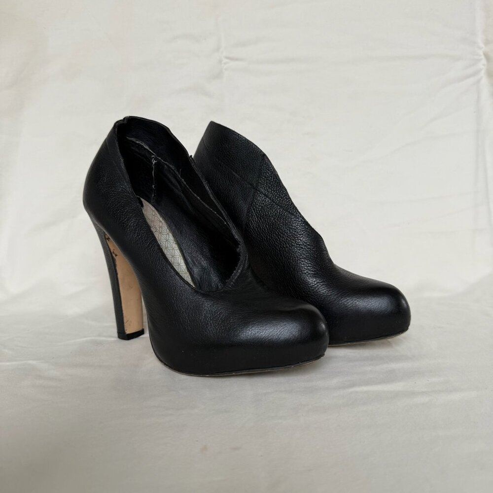 Matiko Betty Black Leather Elevated Side Slip On Peep Toe Bootie Pump Size 7 - Picture 4 of 12